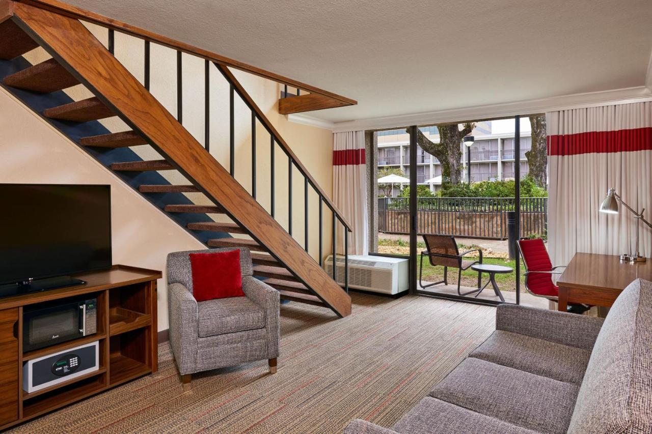 Four Points By Sheraton Little Rock Midtown Exterior photo