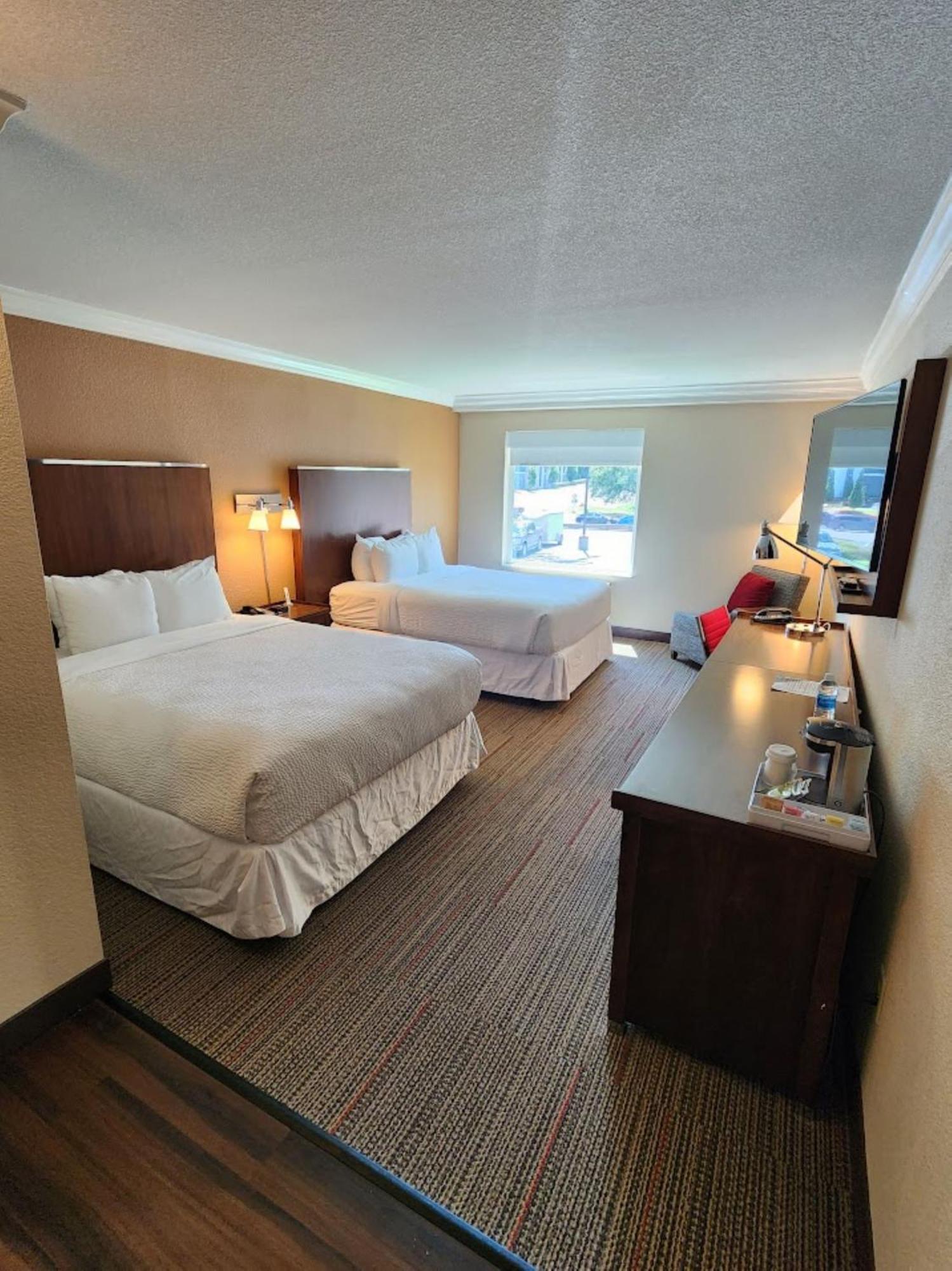 Four Points By Sheraton Little Rock Midtown Exterior photo
